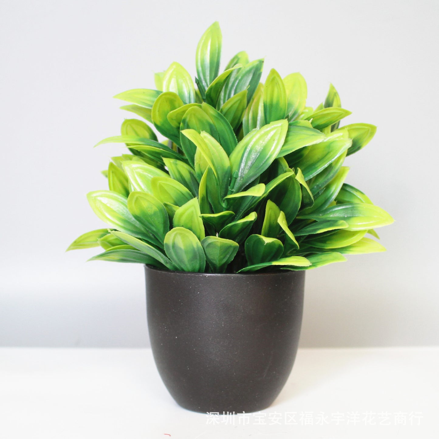 Faux bonsai,  Simulated Indoor and Outdoor Decoration Plastic Bonsai Eucalyptus Small Pot Plant